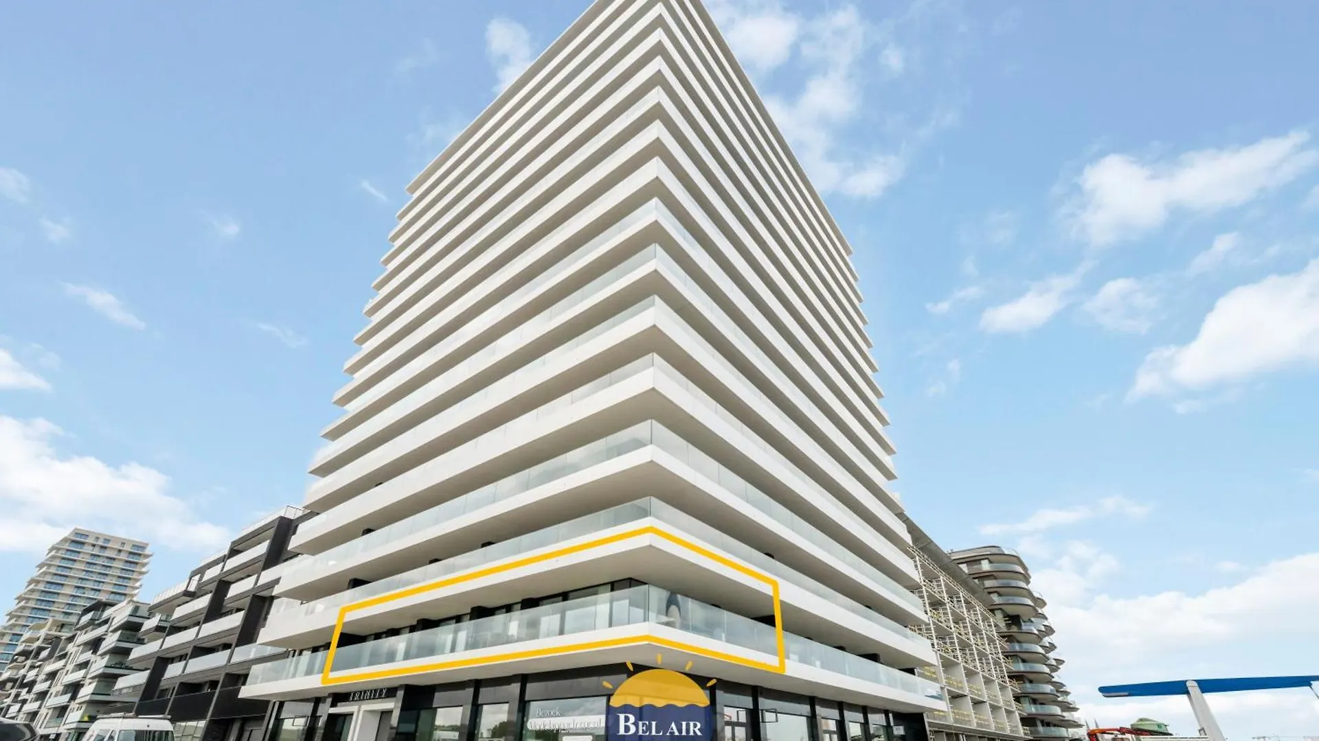 Stylish And Luxurious 3-Bedroom Apartment With A Large Sunny Terrace T19 Ostend 0*,